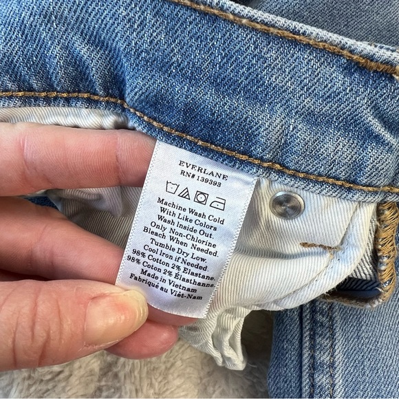 EVERLANE mid rise medium wash skinny jeans - Picture 7 of 9